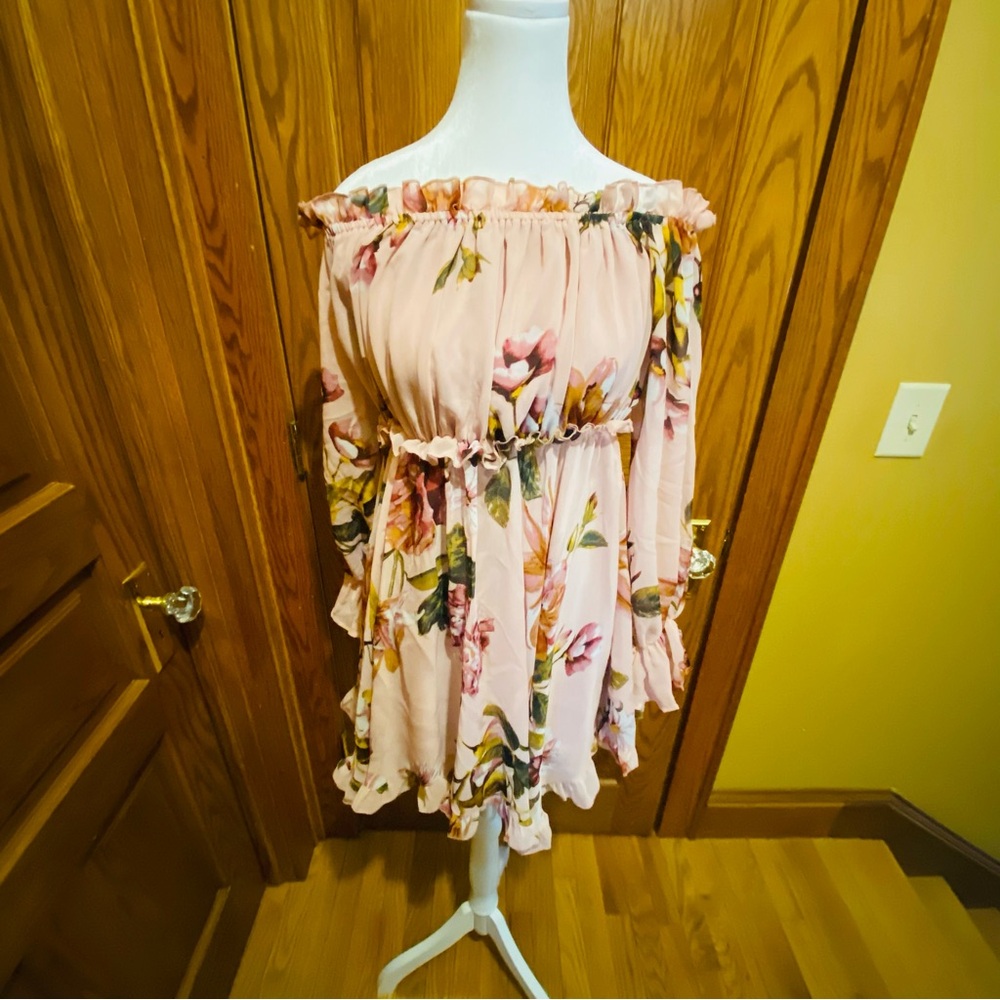 Fashion Nova Pink and Orange Ruffled Top